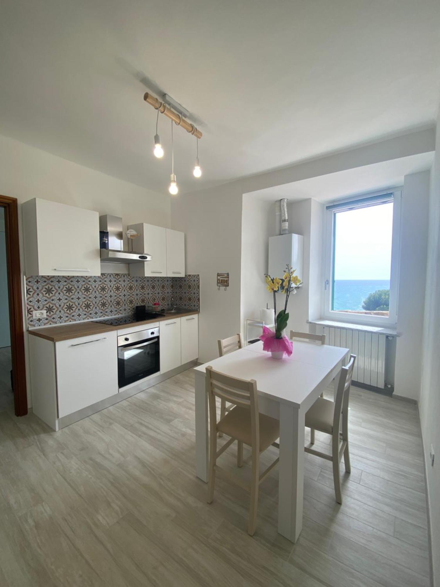 Casa Vacanze Merletto 임페리아 외부 사진